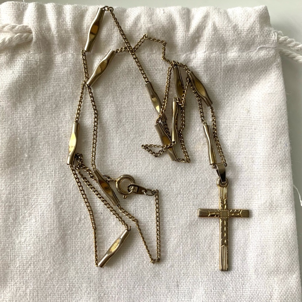 Vintage gold chain and cross pendant
